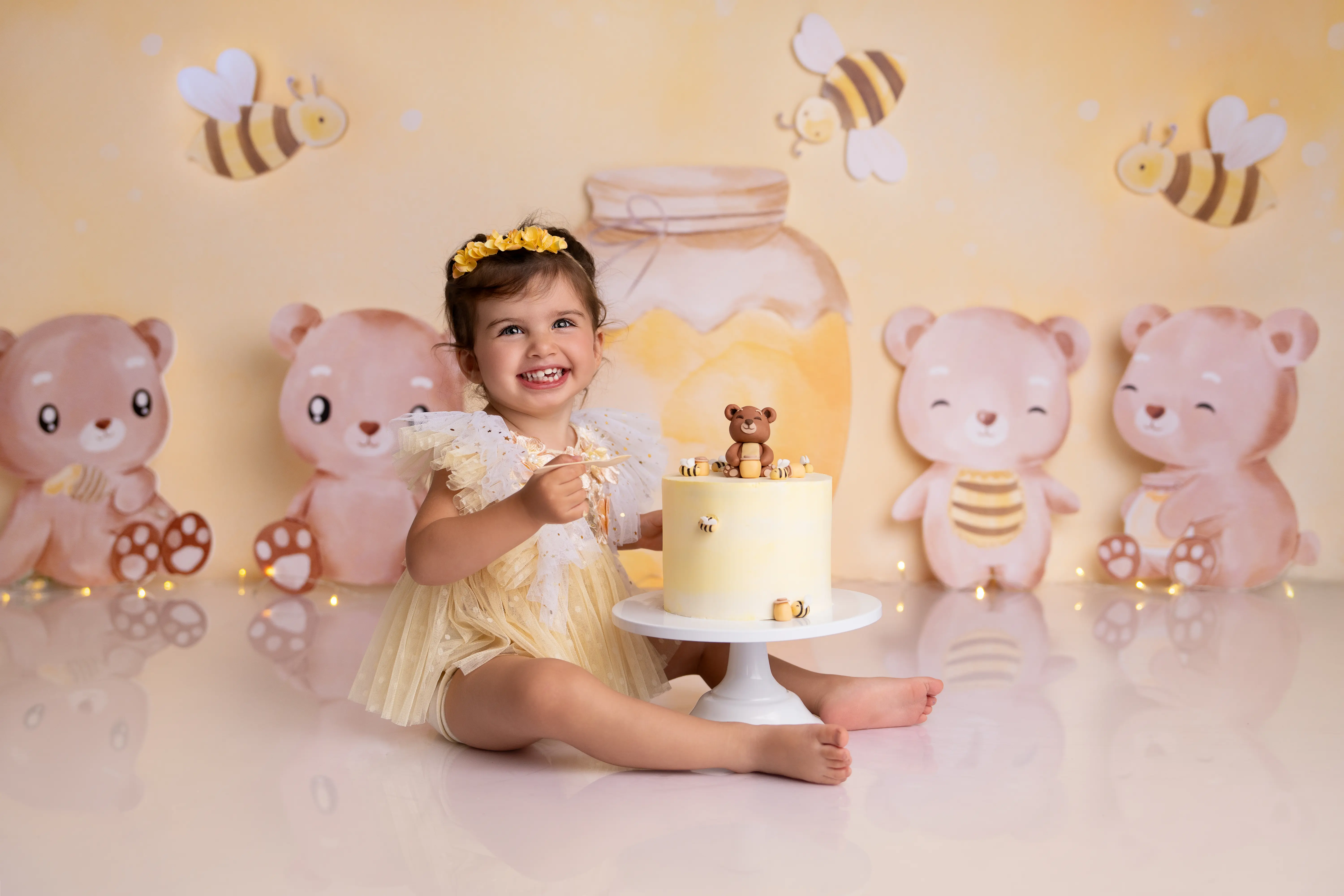 Smash the cake